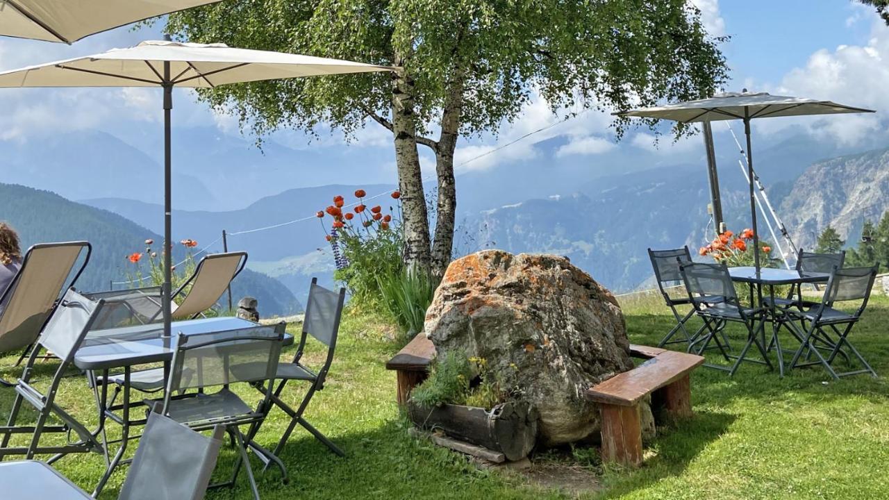 Locanda Ristorante Bar Del Lago Chamois Eksteriør bilde